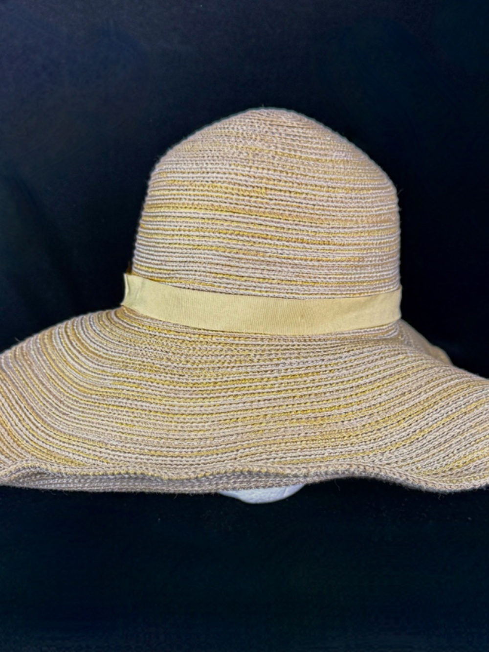 Sun Day Afternoon XL Wide Brim Floppy Womens Sun Hat 7.5 Polyester Excellent